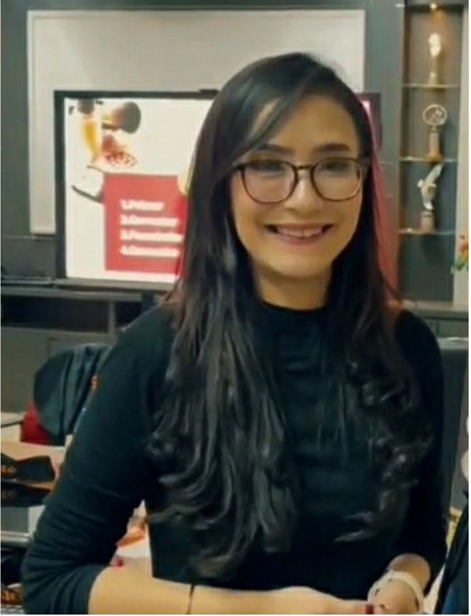 
					Viral Penumpang Ferry Kehilangan Barang, Saling Somasi Antara Karina Rasmita dan PT Prima Tan Bahari