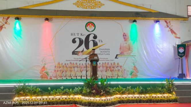 
					Bupati Kepulauan Anambas, Aneng,  saat menyampaikan kata sambutan, Selasa(9/12). 