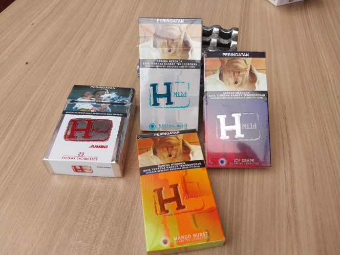 
					Rokok non cukai yang beredar di Kepulauan Riau menjadi sasaran penindakan Bea Cukai Batam dalam operasi cukai sepanjang 2025, Jum'at (6/2). 