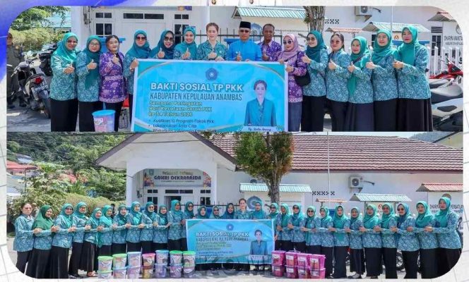 
					Bupati Kepulauan Anambas Aneng berfoto bersama jajaran TP PKK Kabupaten Kepulauan Anambas dan para peserta sebelum dimulainya kegiatan bakti sosial dalam rangka Peringatan Hari Kesatuan Gerak (HKG) PKK ke-54 Tahun 2026, Jumat (27/2/2026). Momen tersebut menjadi simbol kebersamaan dan sinergi dalam mendukung program pemberdayaan masyarakat.