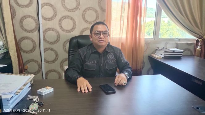 
					Anggota Komisi II DPRD Kabupaten Kepulauan Anambas, Ayub, Senin (20/4). 