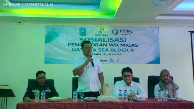 
					Bupati Kepulauan Anambas, Aneng, menyampaikan sambutan saat menghadiri Sosialisasi Pengeboran Wilayah Kerja Migas Natuna Sea Block A yang diselenggarakan PRIME Natuna EP bersama SKK Migas di Hotel Tarempa Beach, Rabu (8/7/2026).