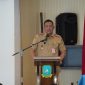 Sekretaris Daerah Kabupaten Kepulauan Anambas, Sahtiar membacakan sambutan Bupati Aneng saat membuka kegiatan Asistensi Pencegahan Korupsi bersama Tim BPKP Perwakilan Provinsi Kepulauan Riau di Anambas, Senin (27/7/2026).