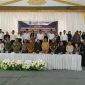 Ketua DPRD Kabupaten Kepulauan Anambas Rian Kurniawan bersama jajaran pimpinan daerah, anggota DPRD, unsur Forkopimda, dan tamu undangan berfoto bersama usai menghadiri peresmian dan pengucapan sumpah/janji anggota BPD masa jabatan 2026–2034 di Kecamatan Siantan, Selasa (11/8/2026).
