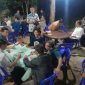 Sejumlah warga mengikuti Turnamen Domino dalam rangka menyambut HUT ke-81 Kemerdekaan Republik Indonesia yang digelar Perkumpulan Palembang Bersaudara di Tanjungpinang, Minggu (10/8/2026) malam. Kegiatan berlangsung dalam suasana penuh keakraban dan menjadi ajang mempererat silaturahmi warga perantauan asal Sumatera Selatan.