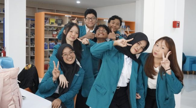 Antusiasme calon mahasiswa baru saat mengikuti rangkaian Program Pengenalan Kampus (P2K) IIBN Batam, Sabtu (29/8/2026). Foto : Istimewa