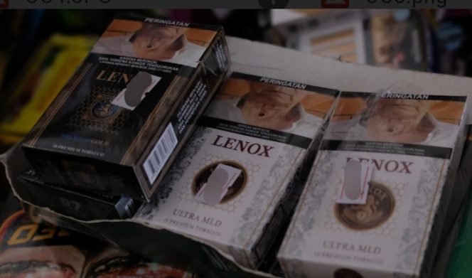 
					Rokok ilegal merek LENOX yang diamankan Bea Cukai Batam dalam kegiatan penindakan peredaran rokok ilegal di wilayah Batam, Jum'at(25/9). 